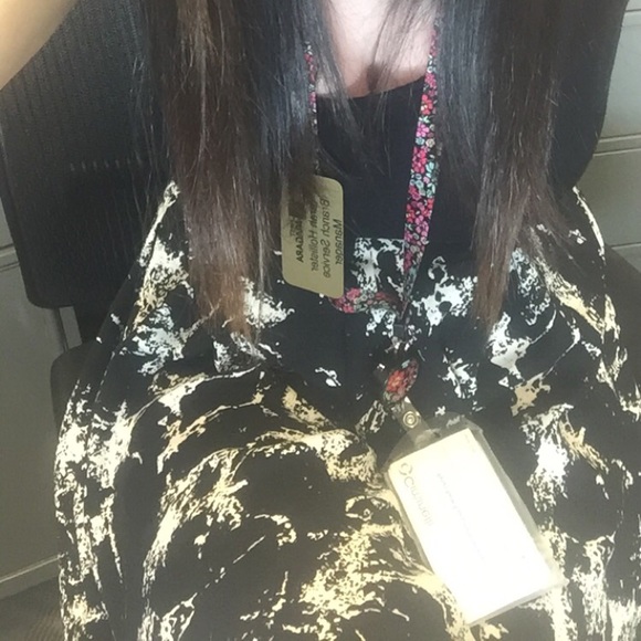 Abstract Design Skirt - Picture 1 of 4